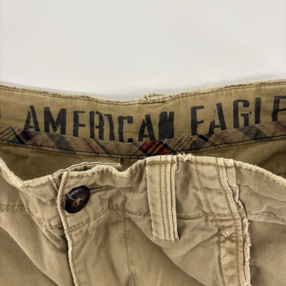 American Eagle Shorts Men's 30 Khaki Longer Length Chino Casual Y2K - Picture 6 of 9